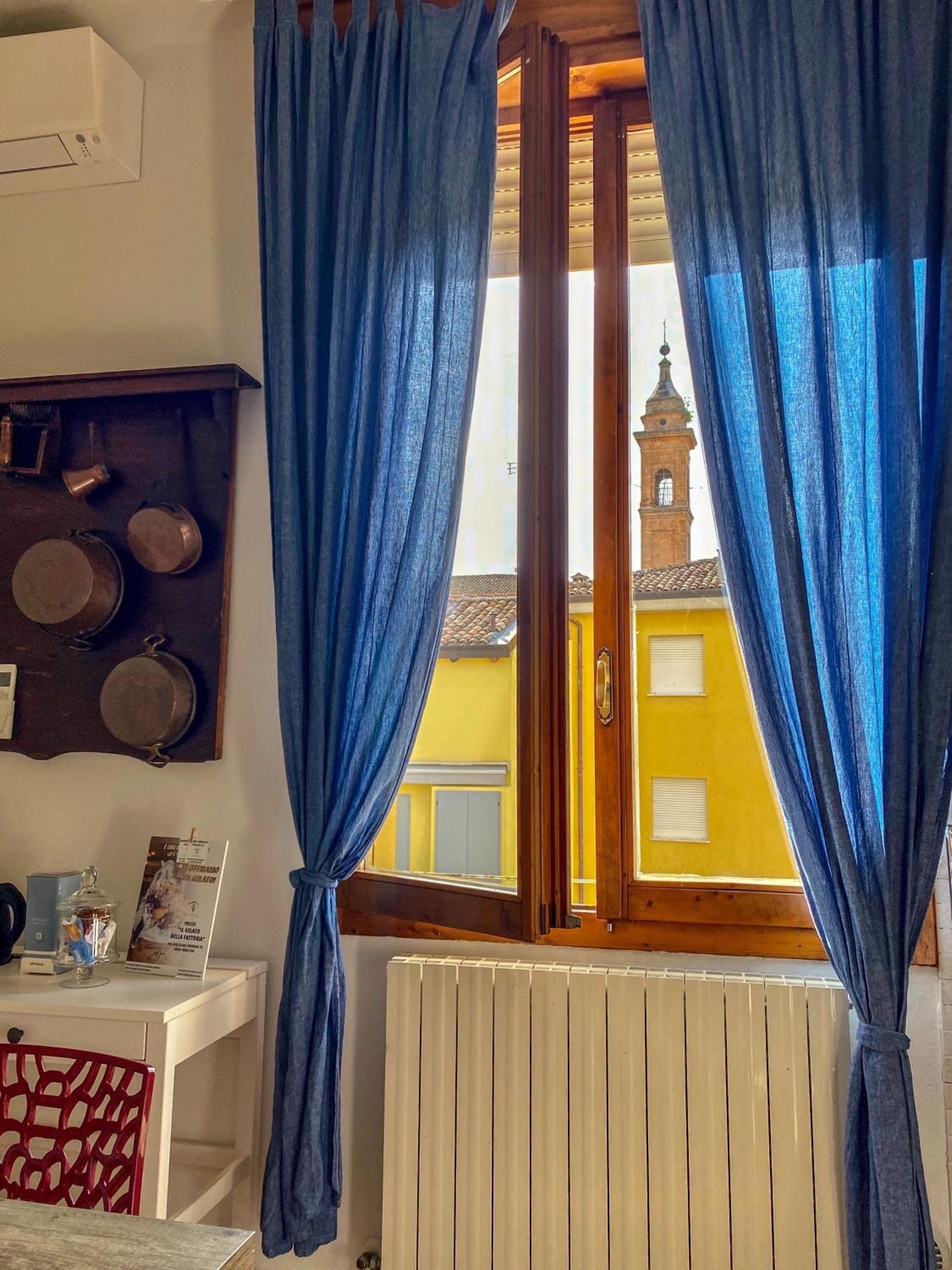La Casa Di Maryangel Lägenhet Medicina  Exteriör bild